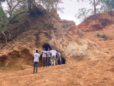 Header Elephant caves